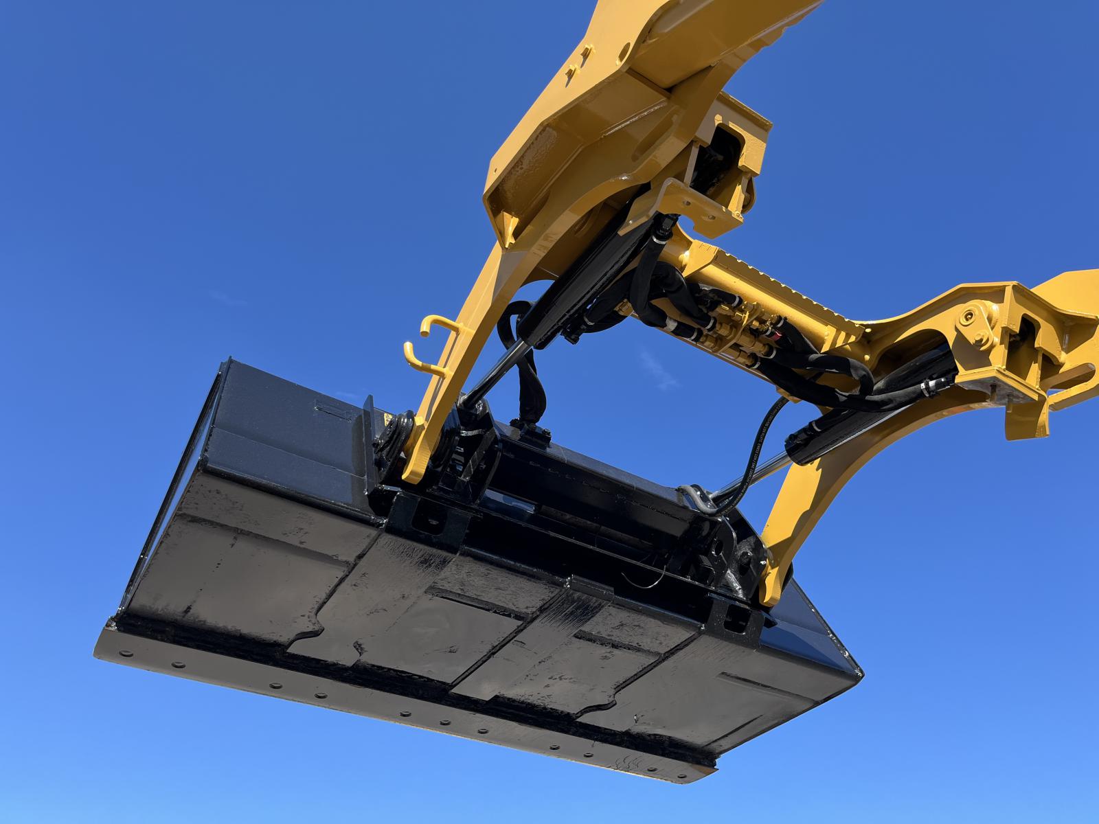 ./imagenes/INVOICE/2019/16921/CATERPILLAR 262D (18).JPG